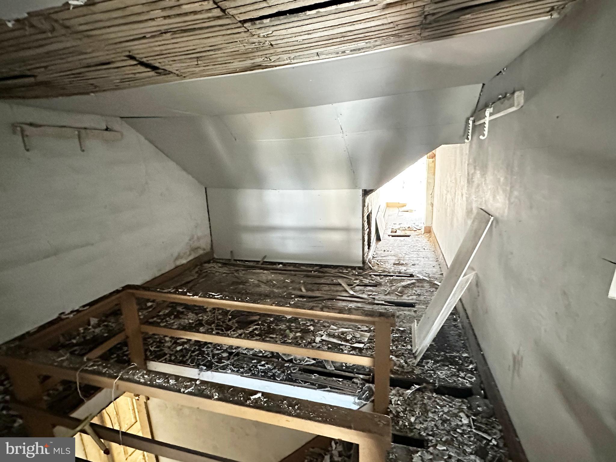 MOUNT CARMEL - Residential