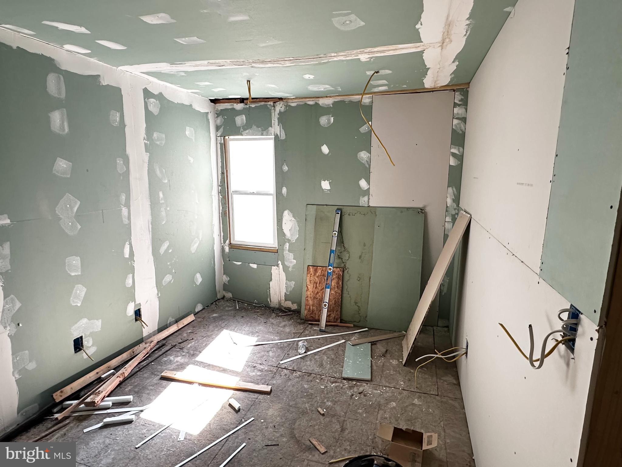 MOUNT CARMEL - Residential