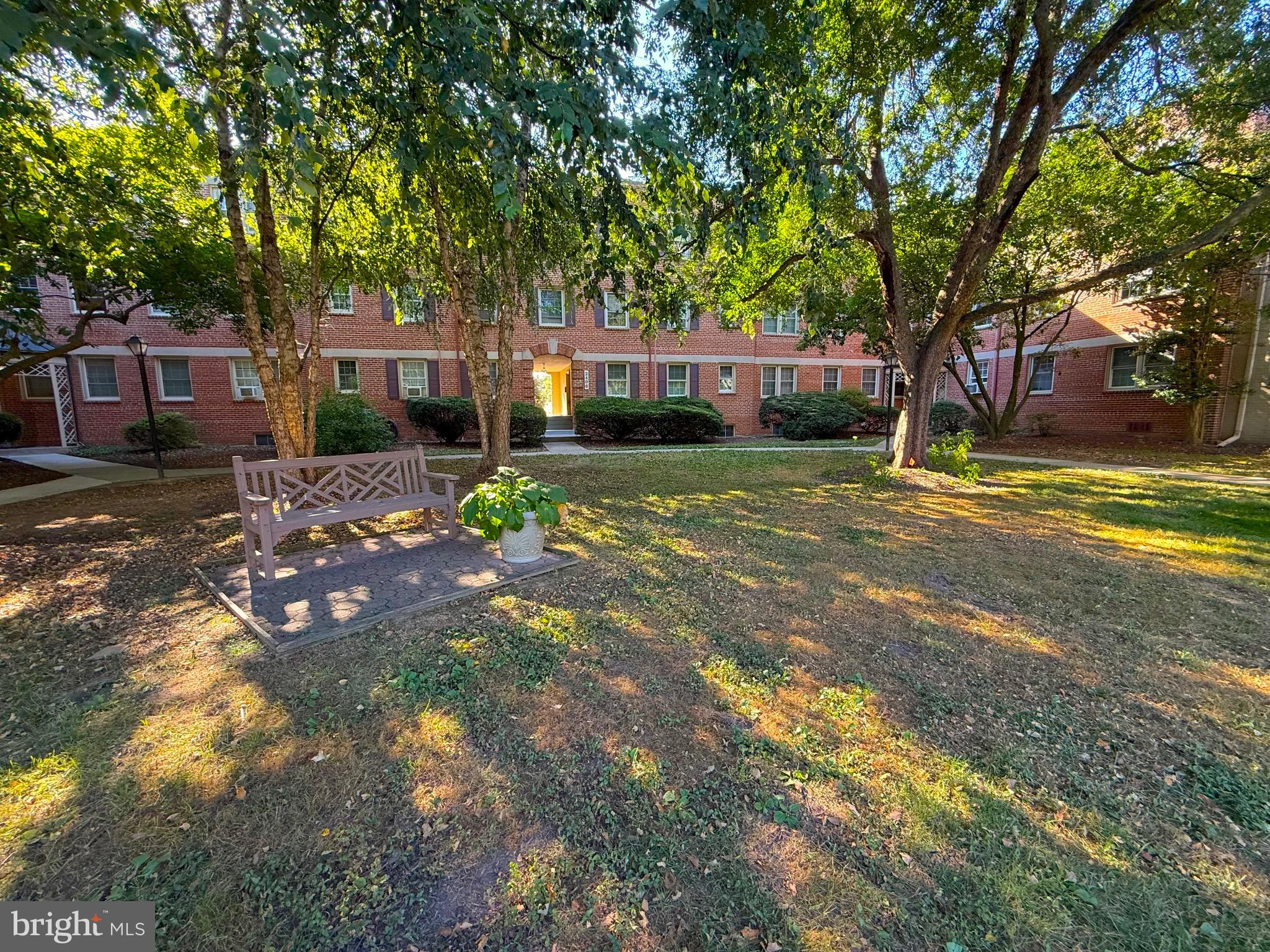 ROCK CREEK VILLAGE CONDOMINIUMS - Residential Lease