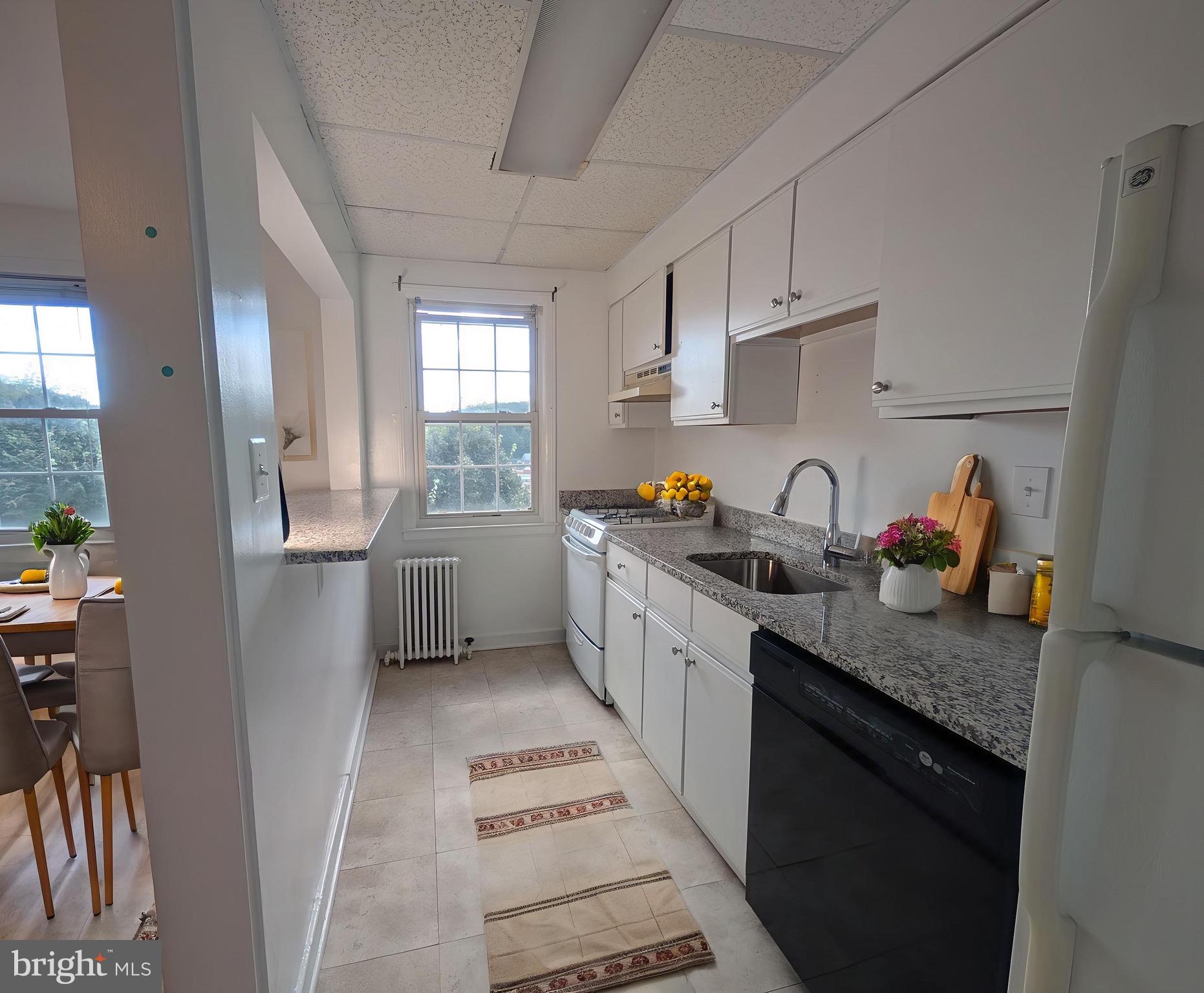 ROCK CREEK VILLAGE CONDOMINIUMS - Residential Lease