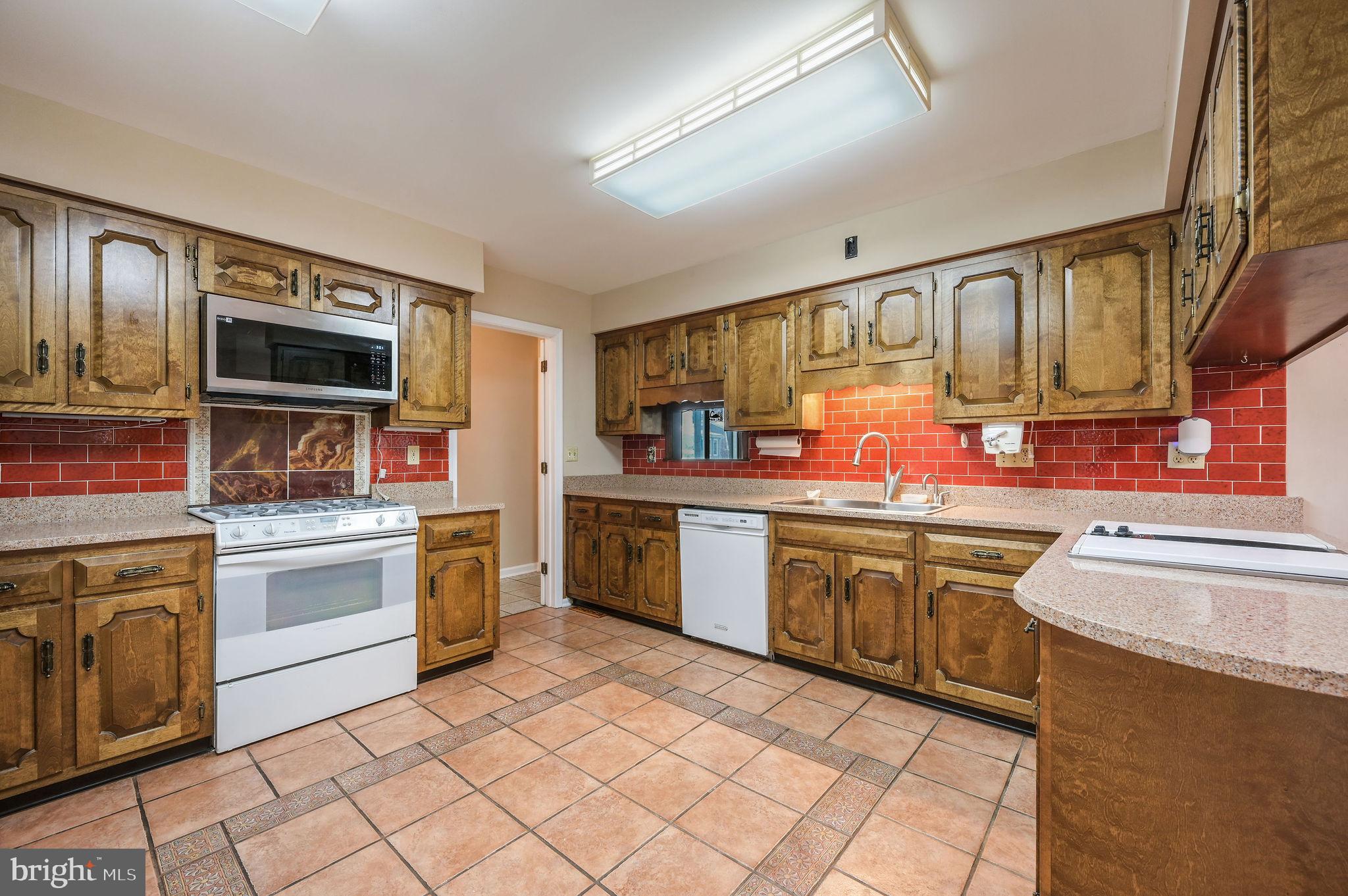 FOXHALL - Residential