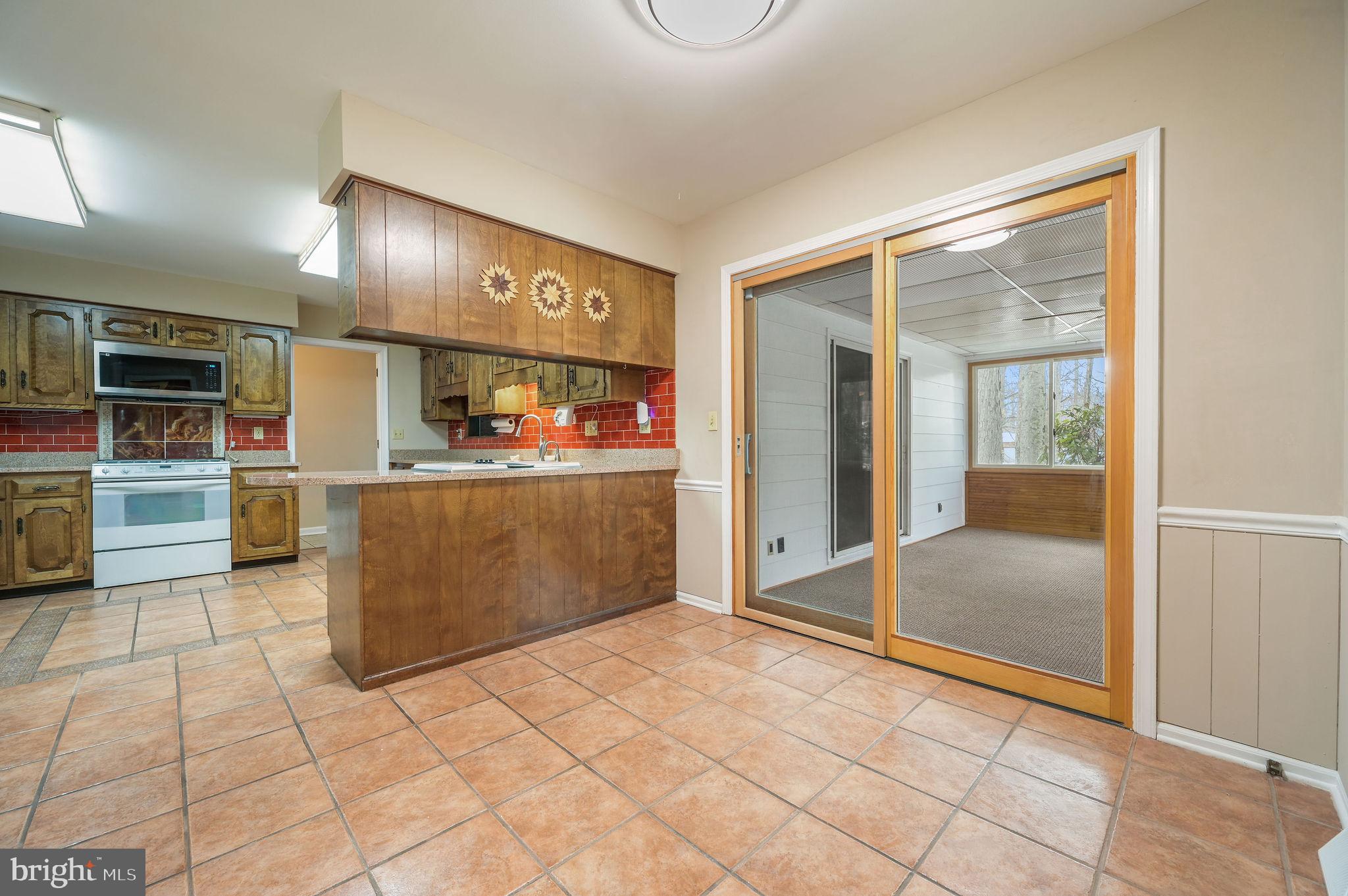 FOXHALL - Residential