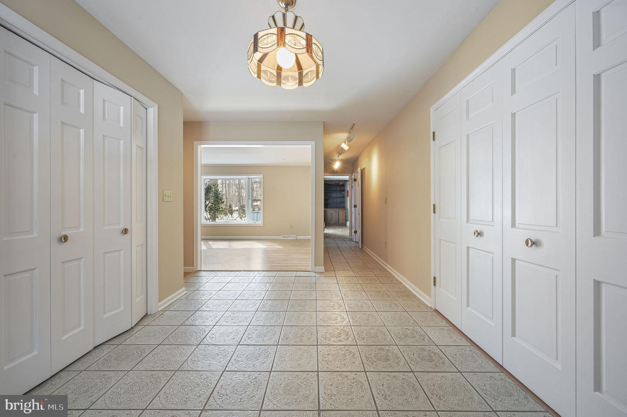 FOXHALL - Residential