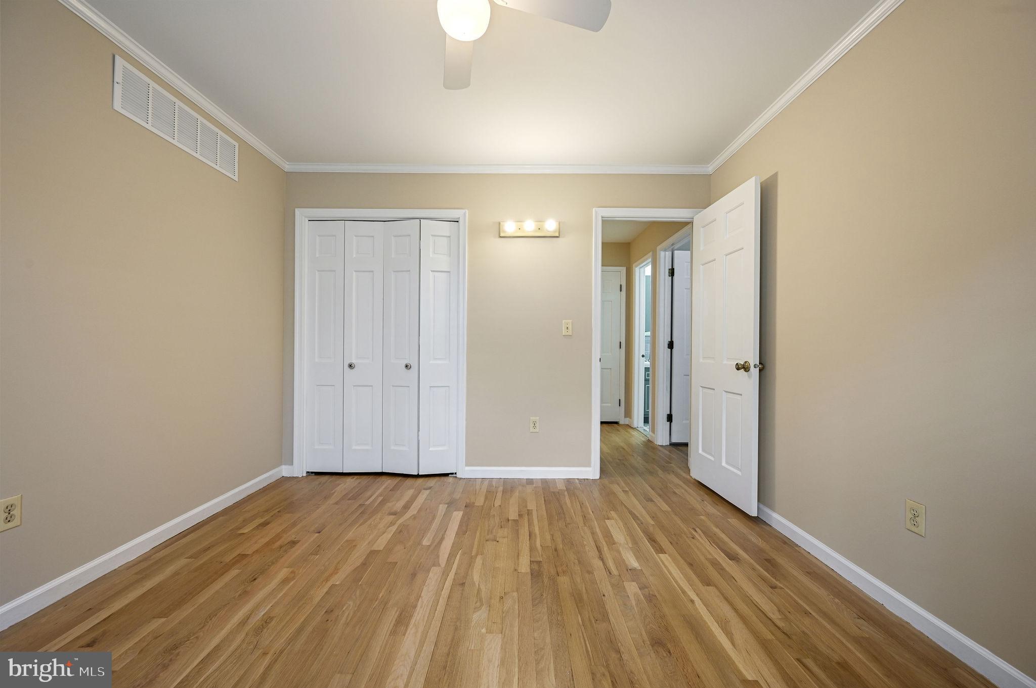 FOXHALL - Residential