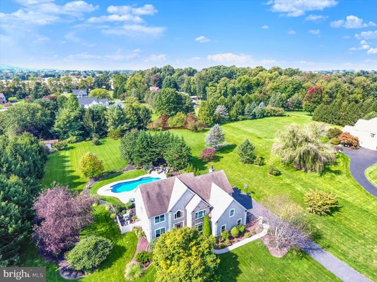 581 LUCINDA LN, MECHANICSBURG, PA 17055 - Image 4d5198e7dfd9f68b88985df4c5e8bf3b/3711576559