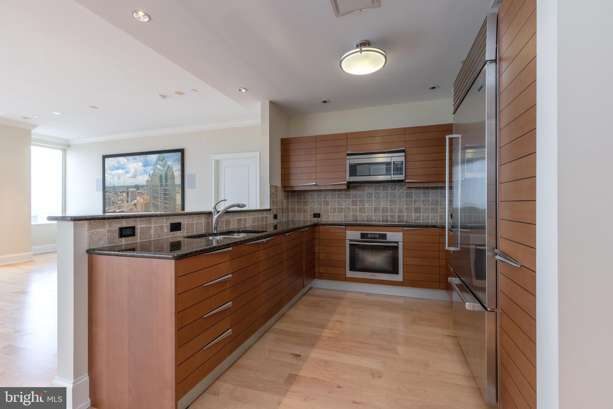 CENTER CITY - Residential