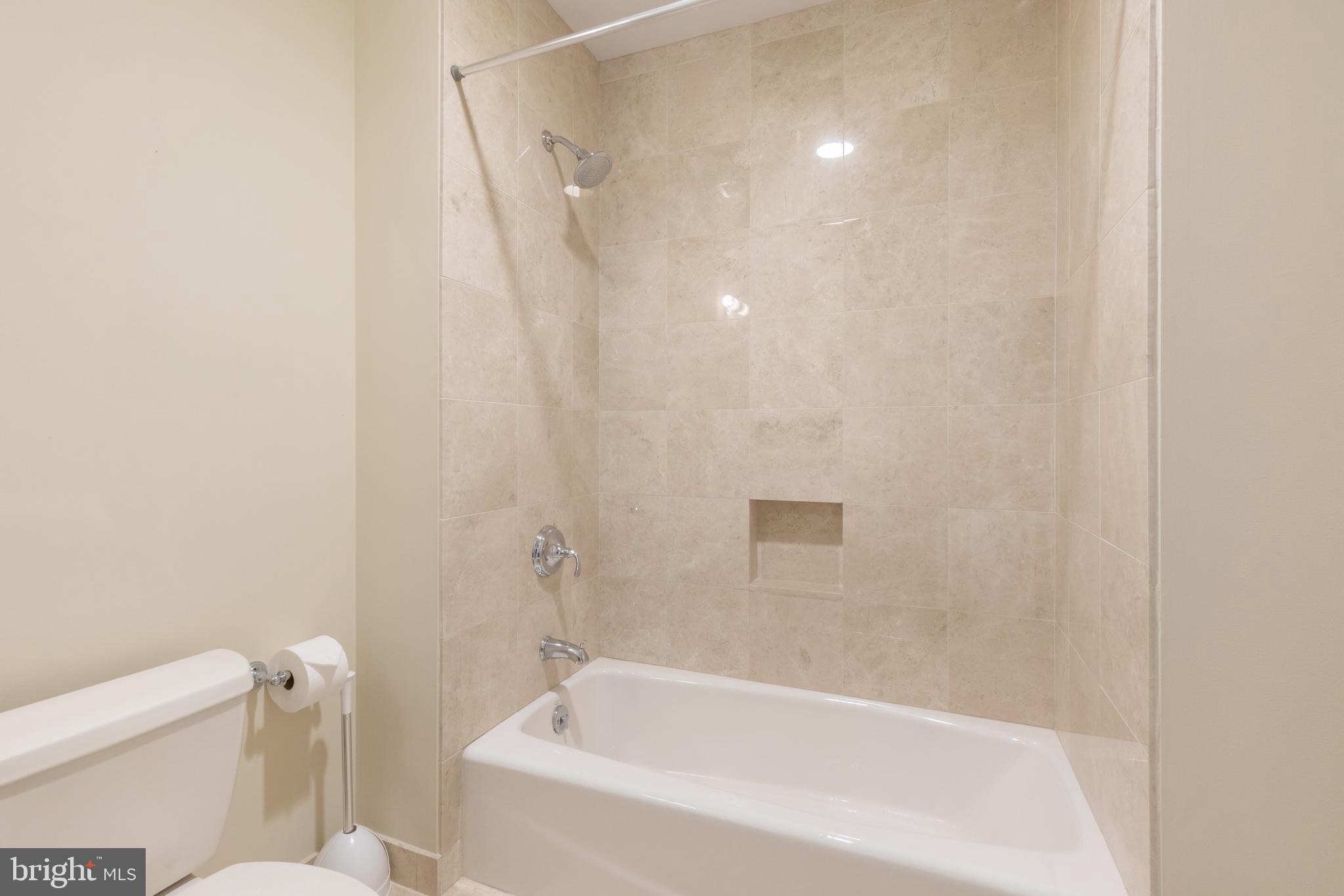 CENTER CITY - Residential