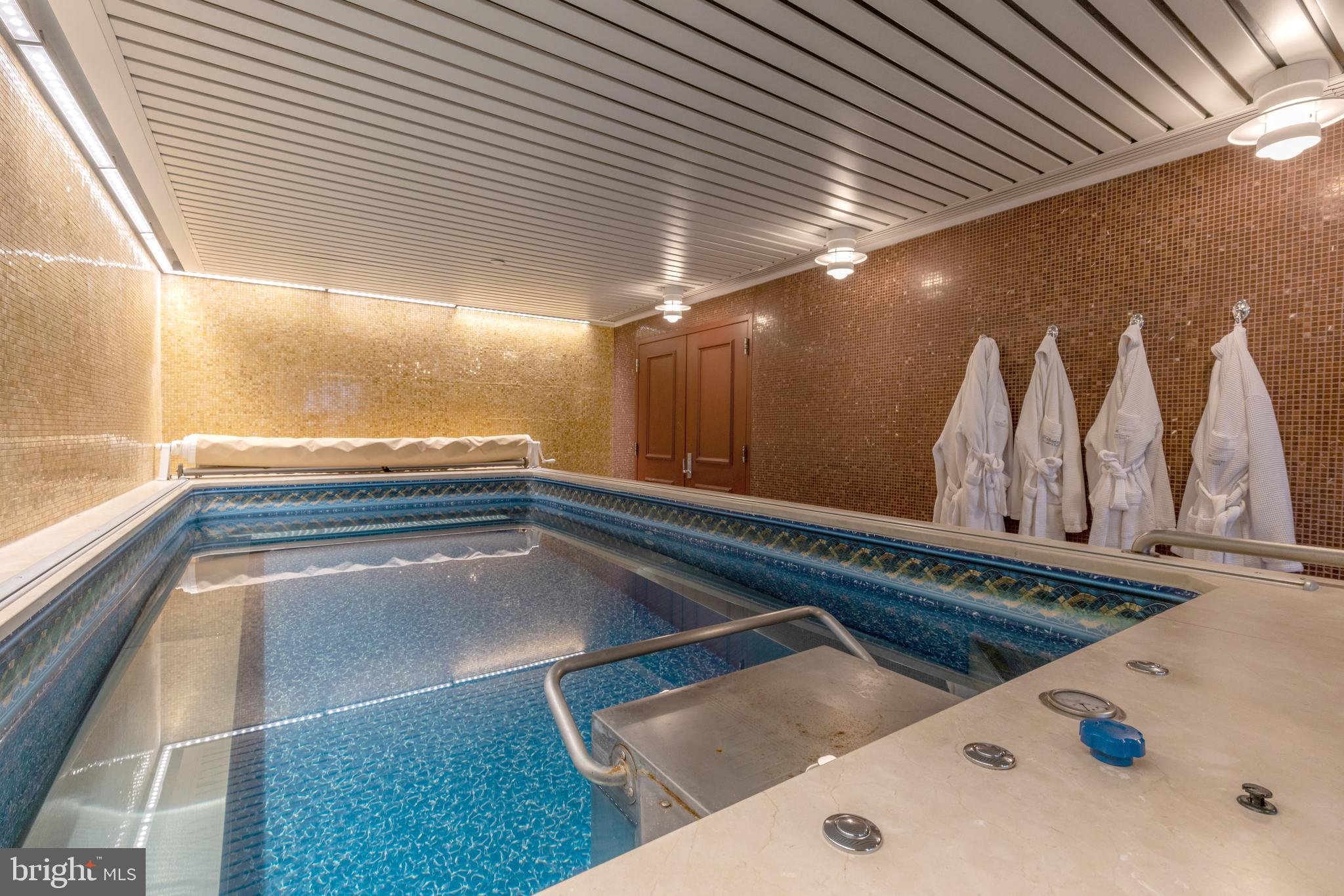 CENTER CITY - Residential