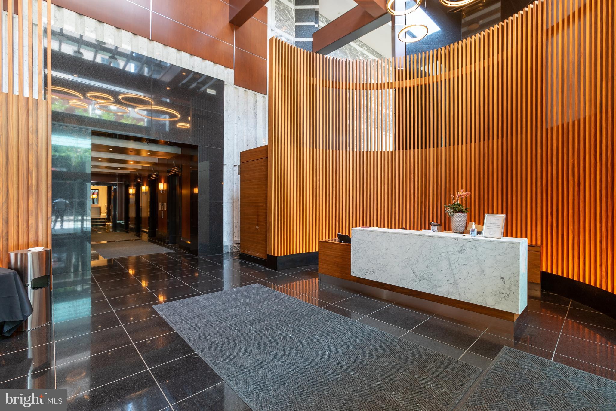 CENTER CITY - Residential