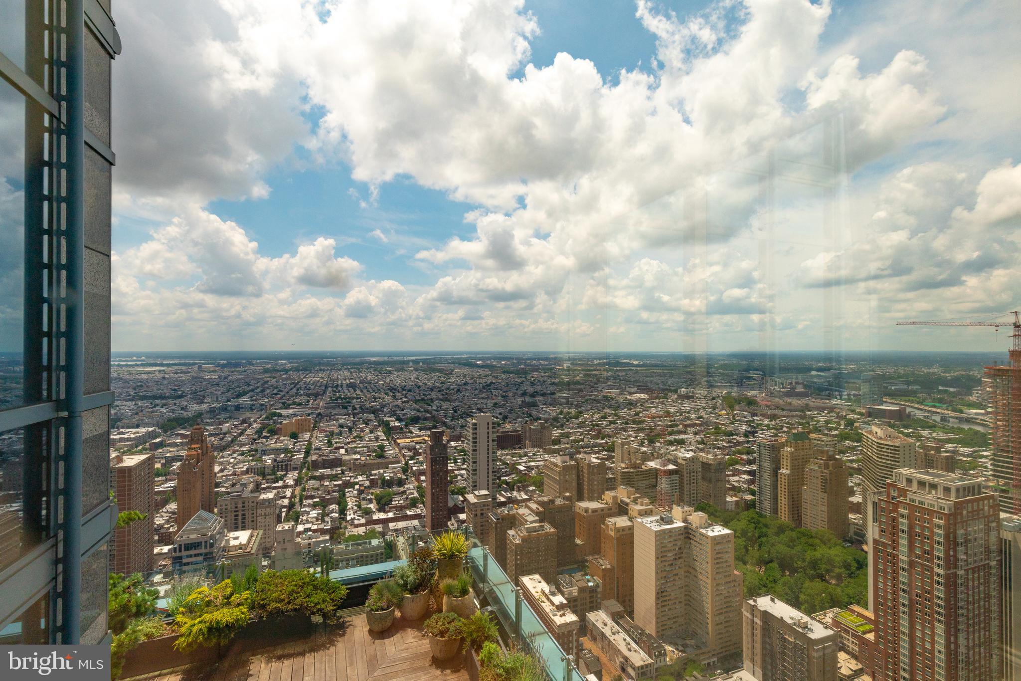 CENTER CITY - Residential