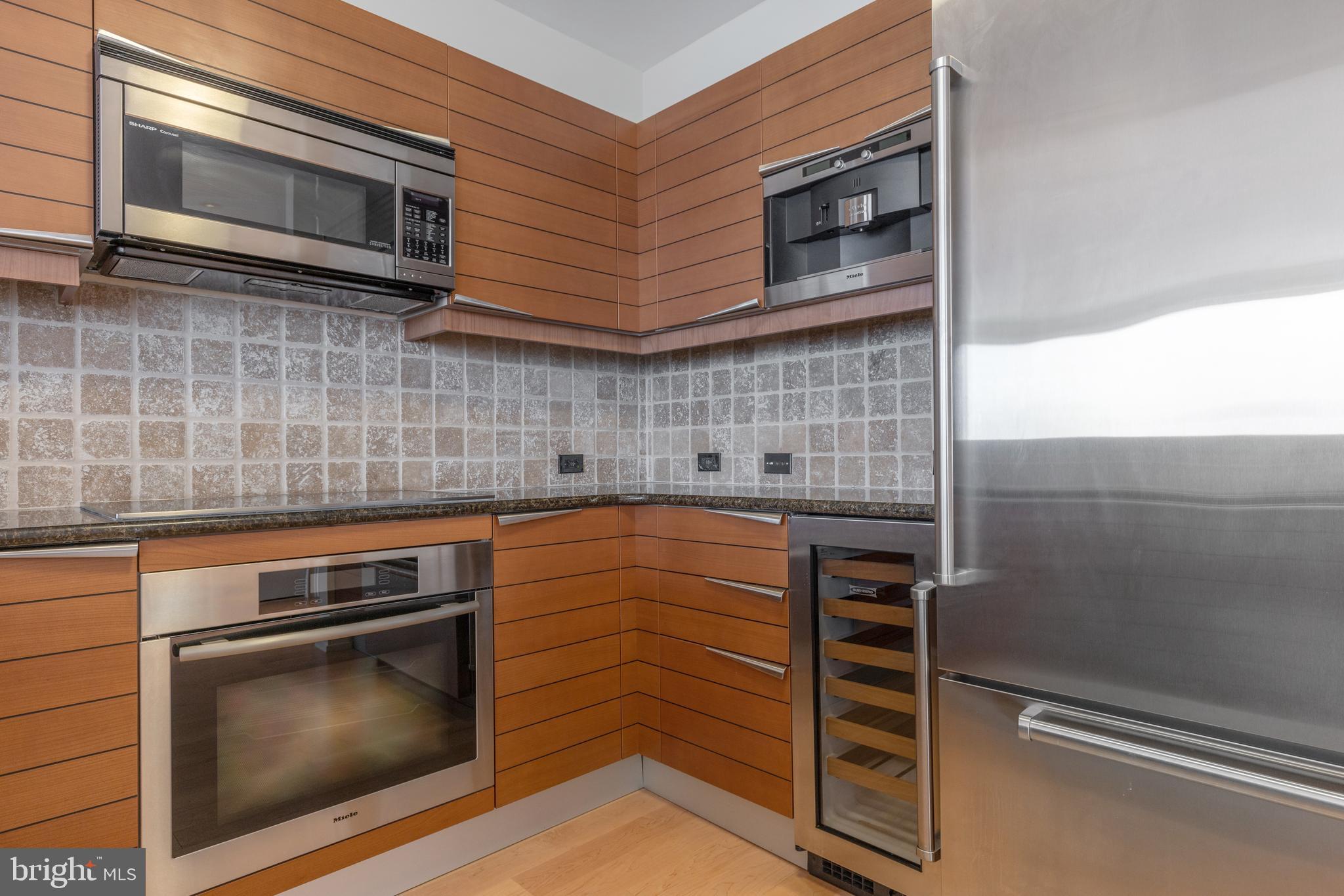 CENTER CITY - Residential