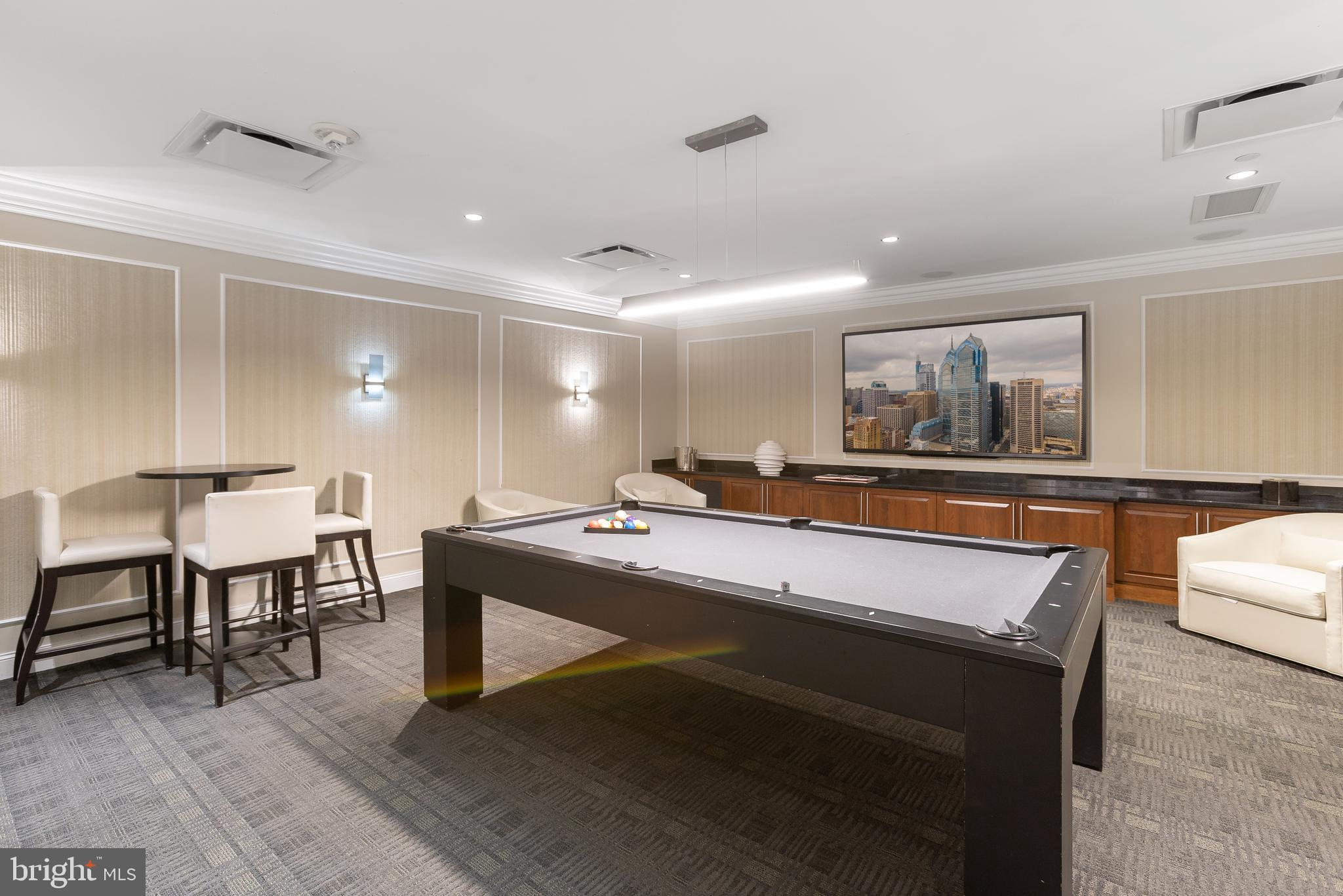 CENTER CITY - Residential