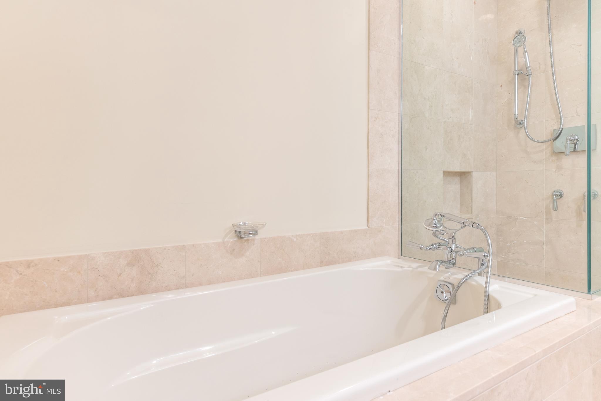 CENTER CITY - Residential