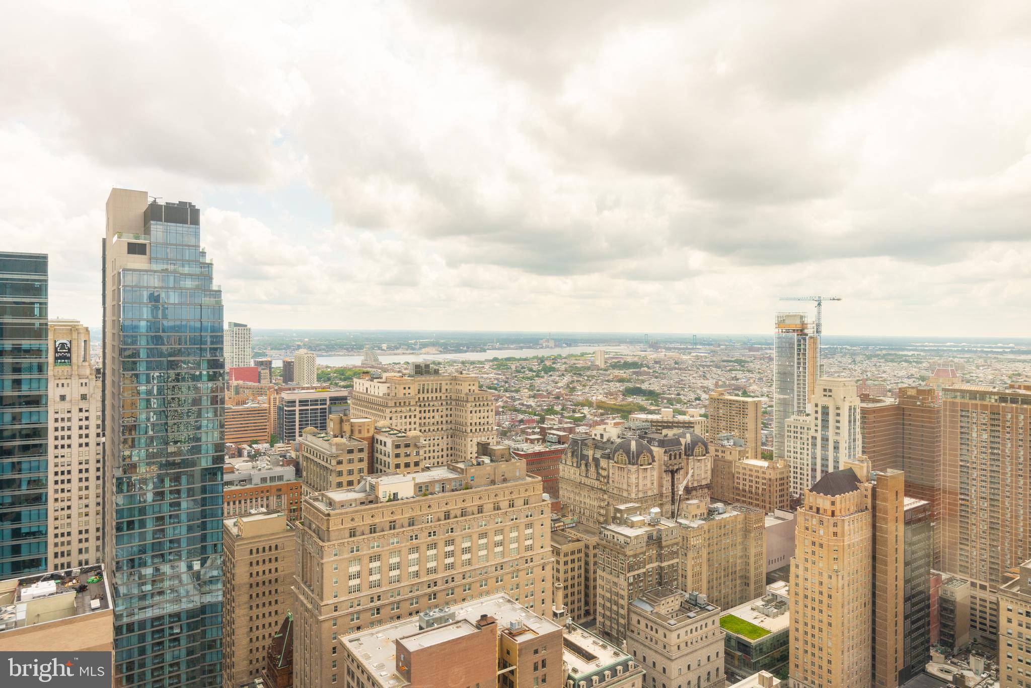 CENTER CITY - Residential