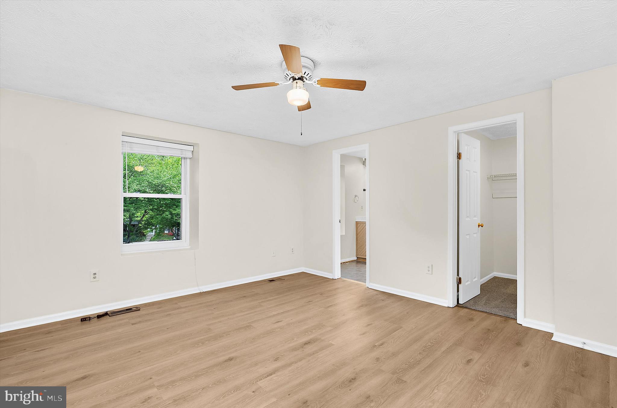 OAKMONT - Residential