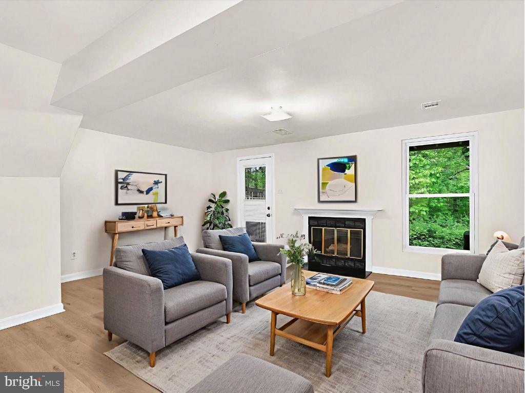 OAKMONT - Residential