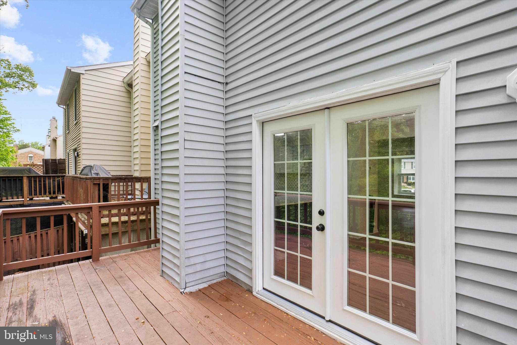 OAKMONT - Residential