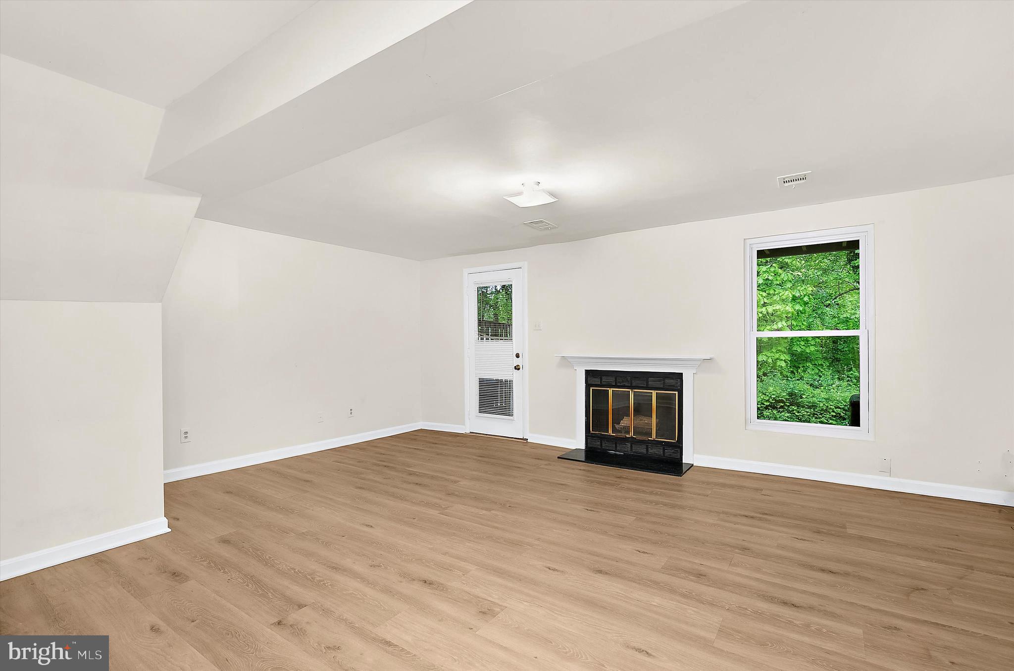 OAKMONT - Residential