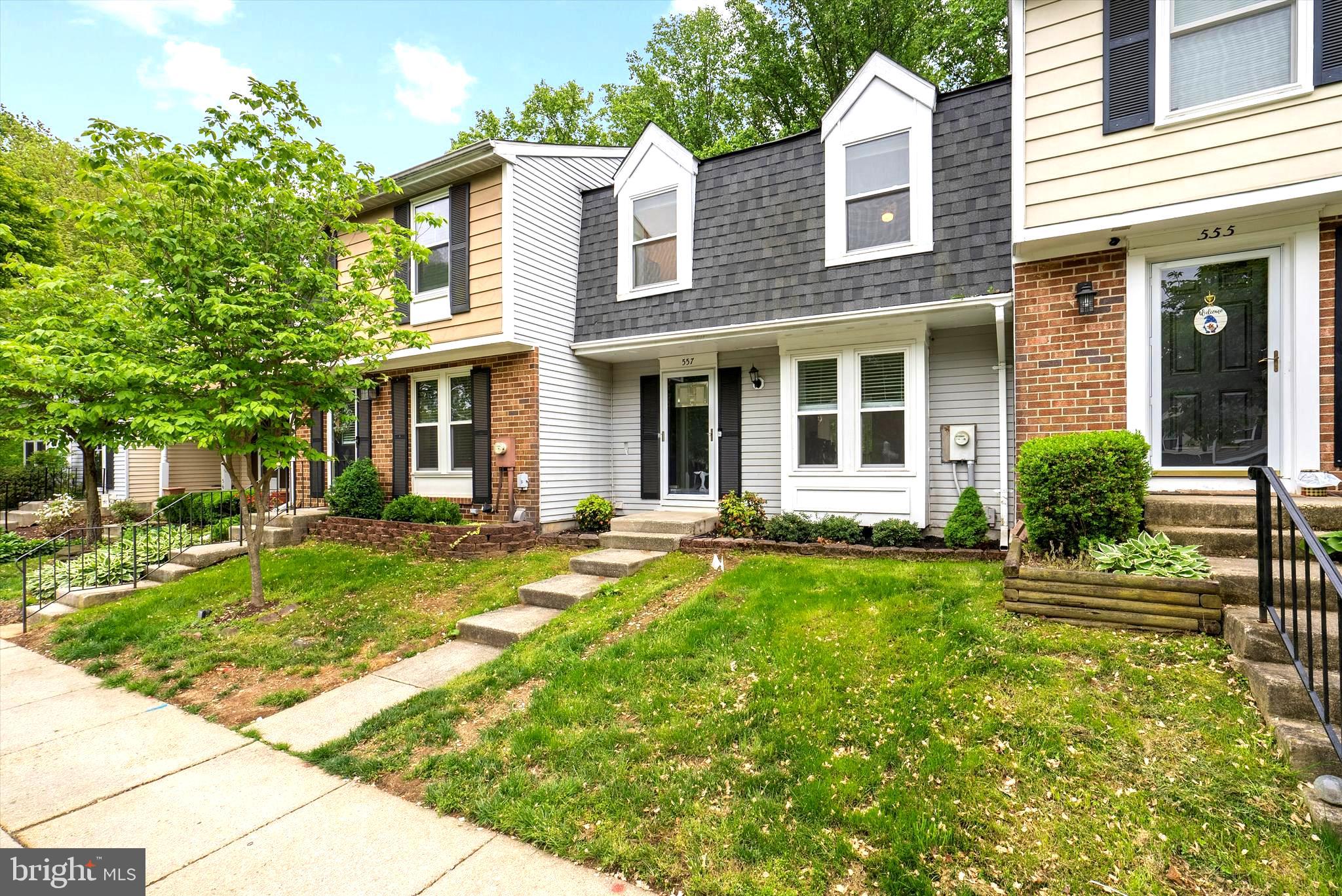 OAKMONT - Residential