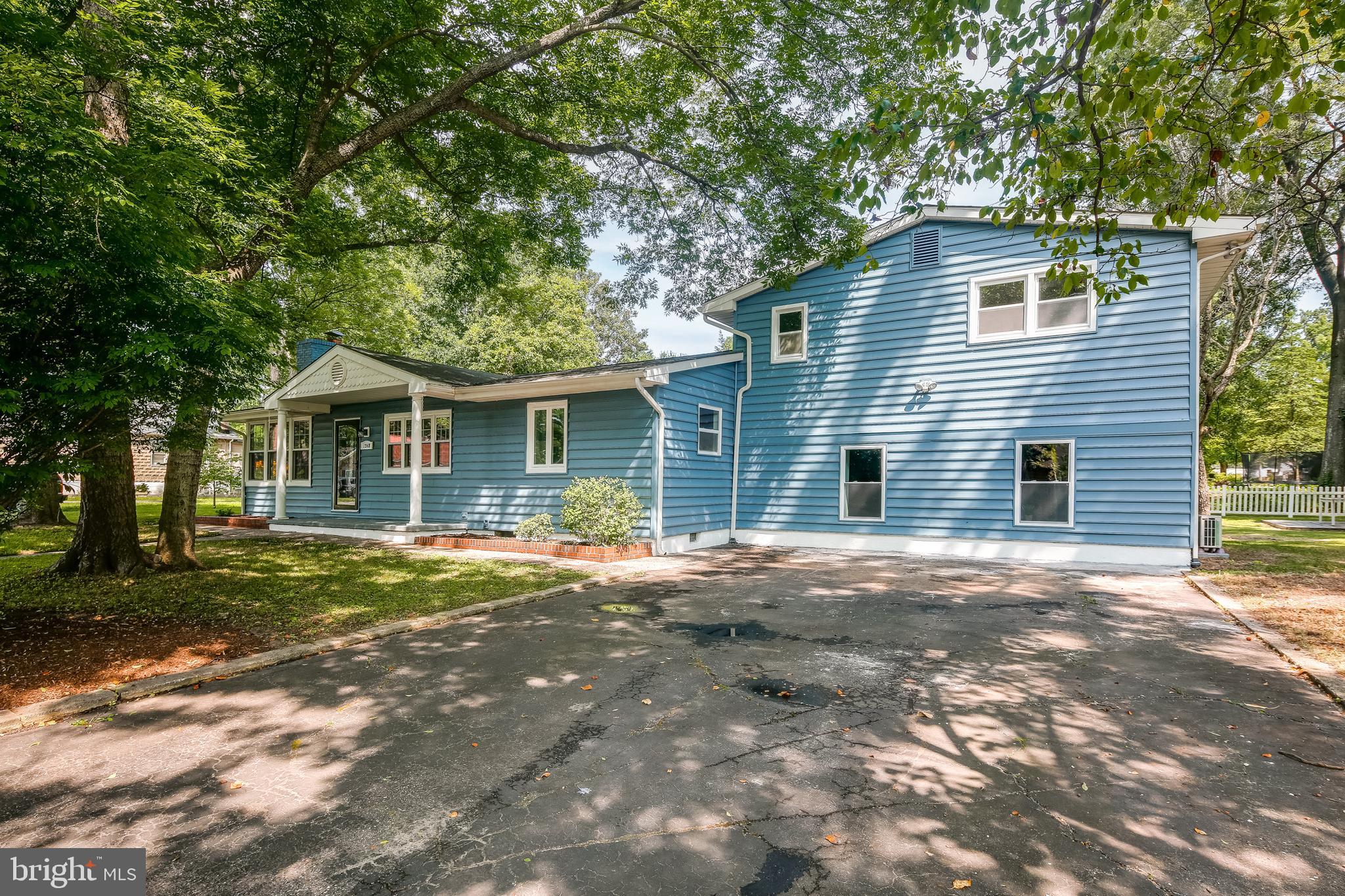 VENICE ON THE BAY - Residential