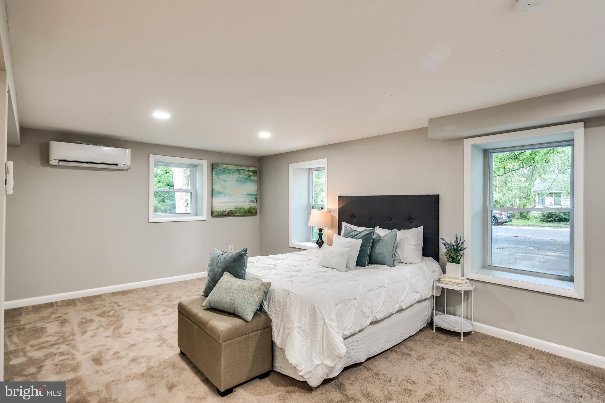 VENICE ON THE BAY - Residential