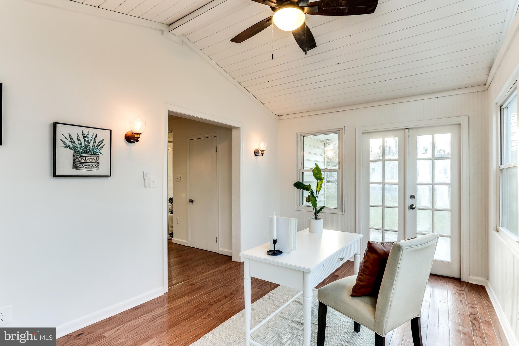 VENICE ON THE BAY - Residential