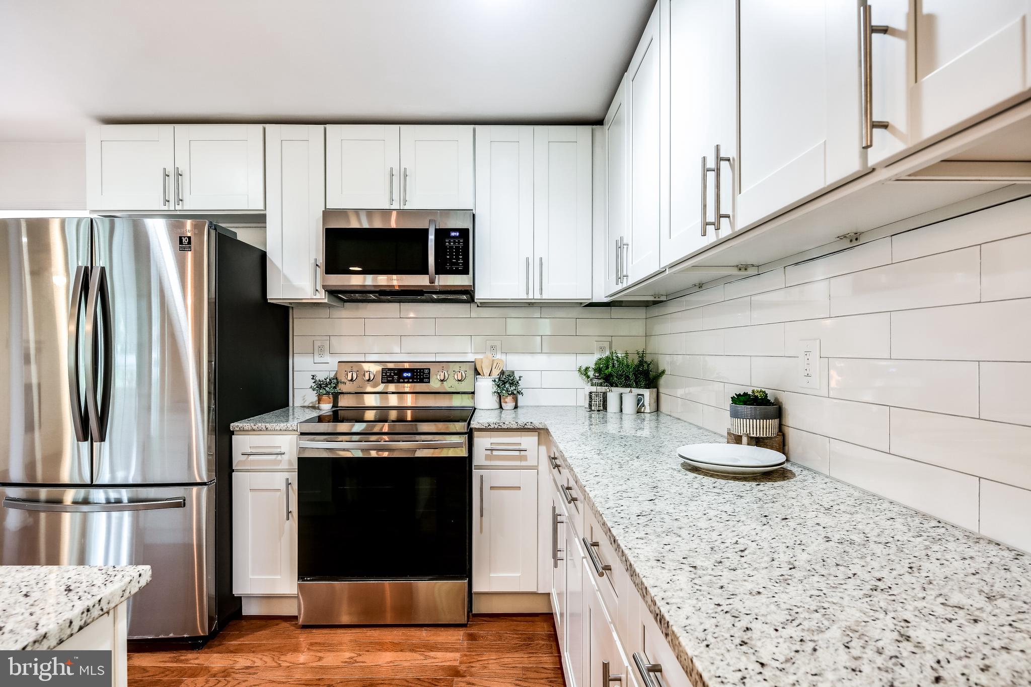 VENICE ON THE BAY - Residential