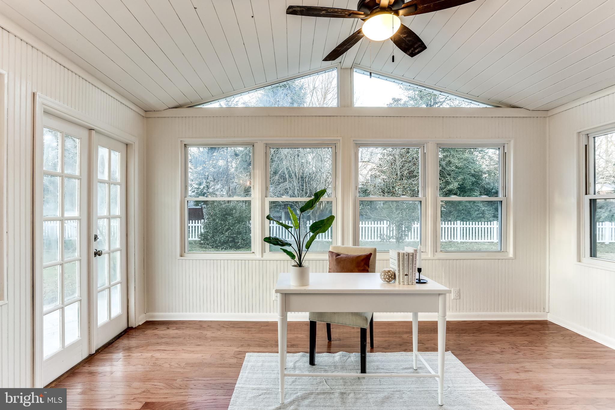 VENICE ON THE BAY - Residential