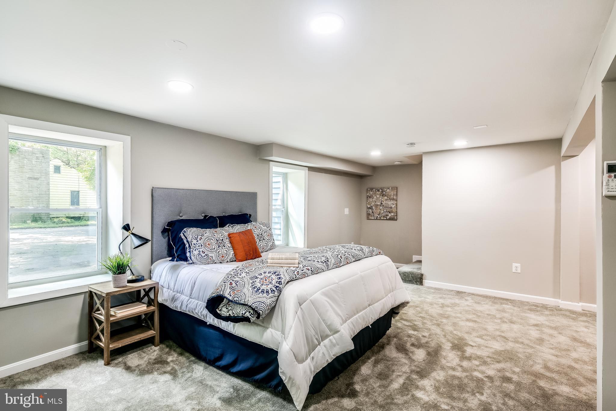 VENICE ON THE BAY - Residential