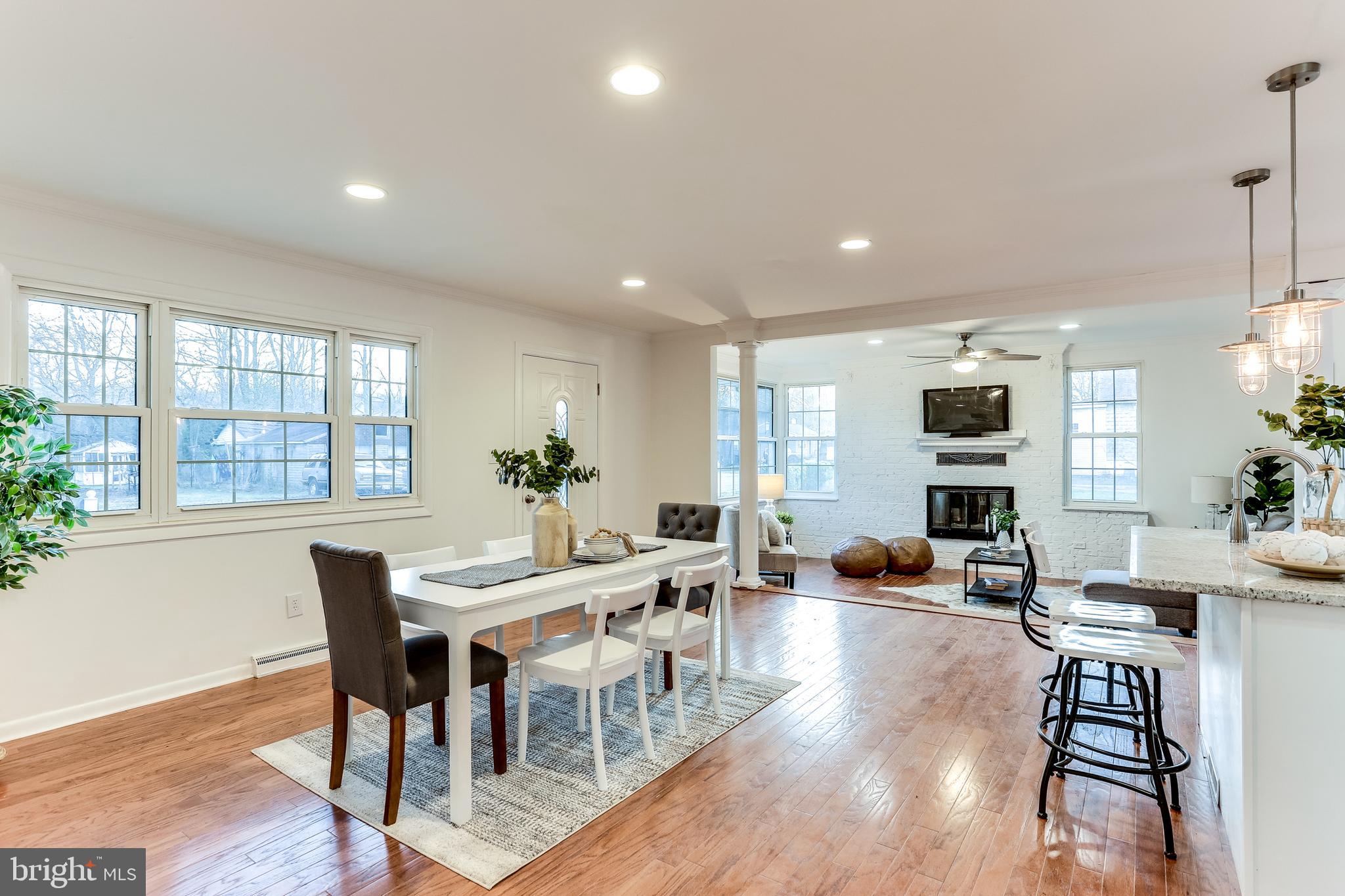 VENICE ON THE BAY - Residential