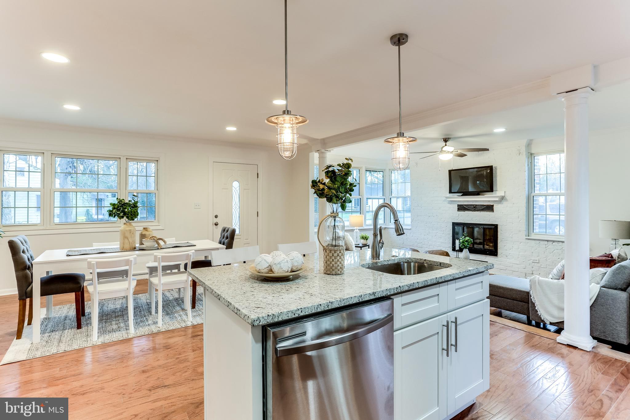 VENICE ON THE BAY - Residential