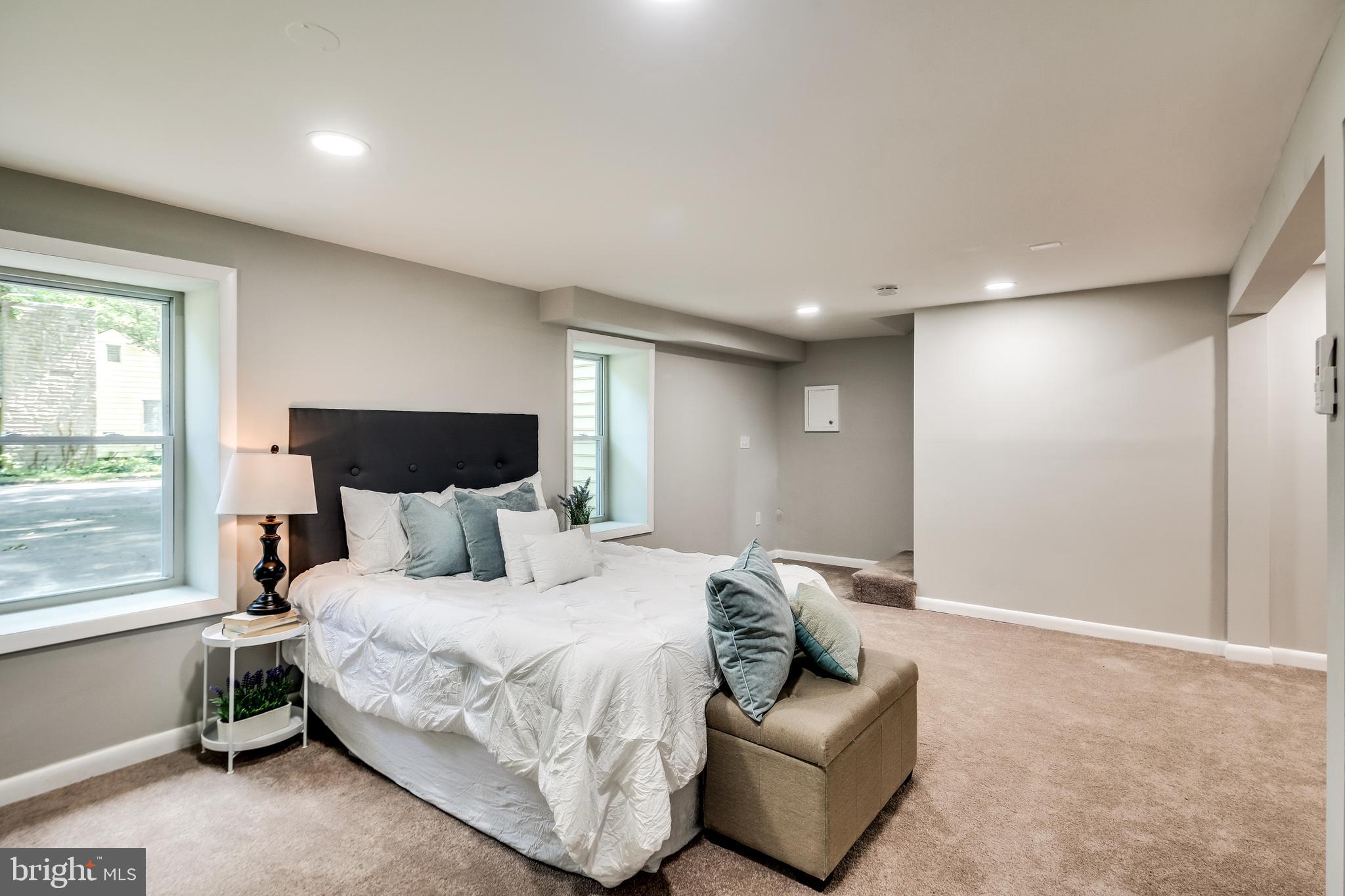 VENICE ON THE BAY - Residential