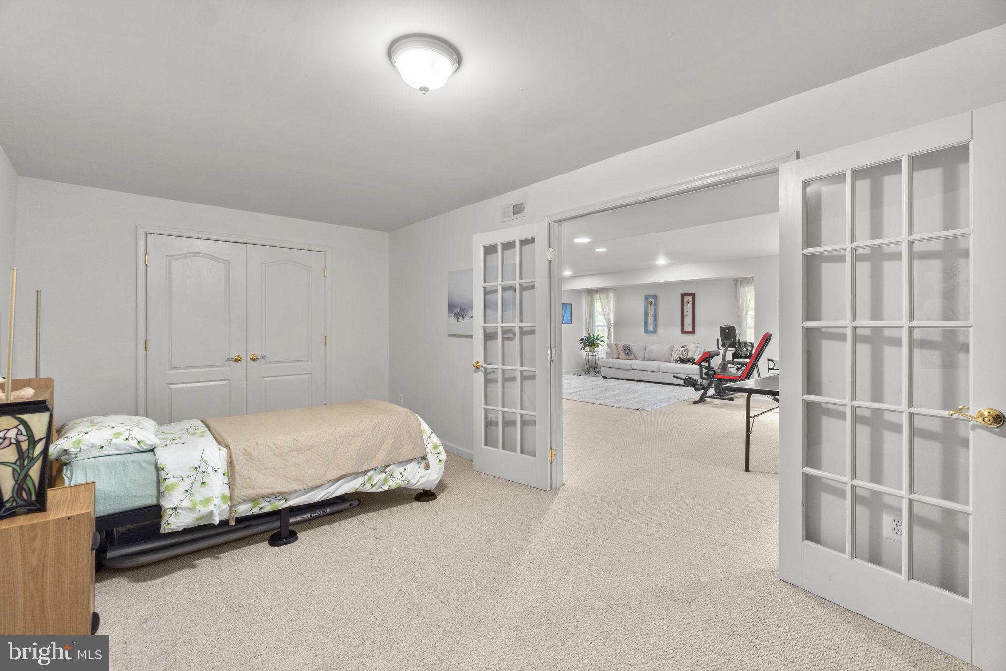 CLARKS GLEN - Residential