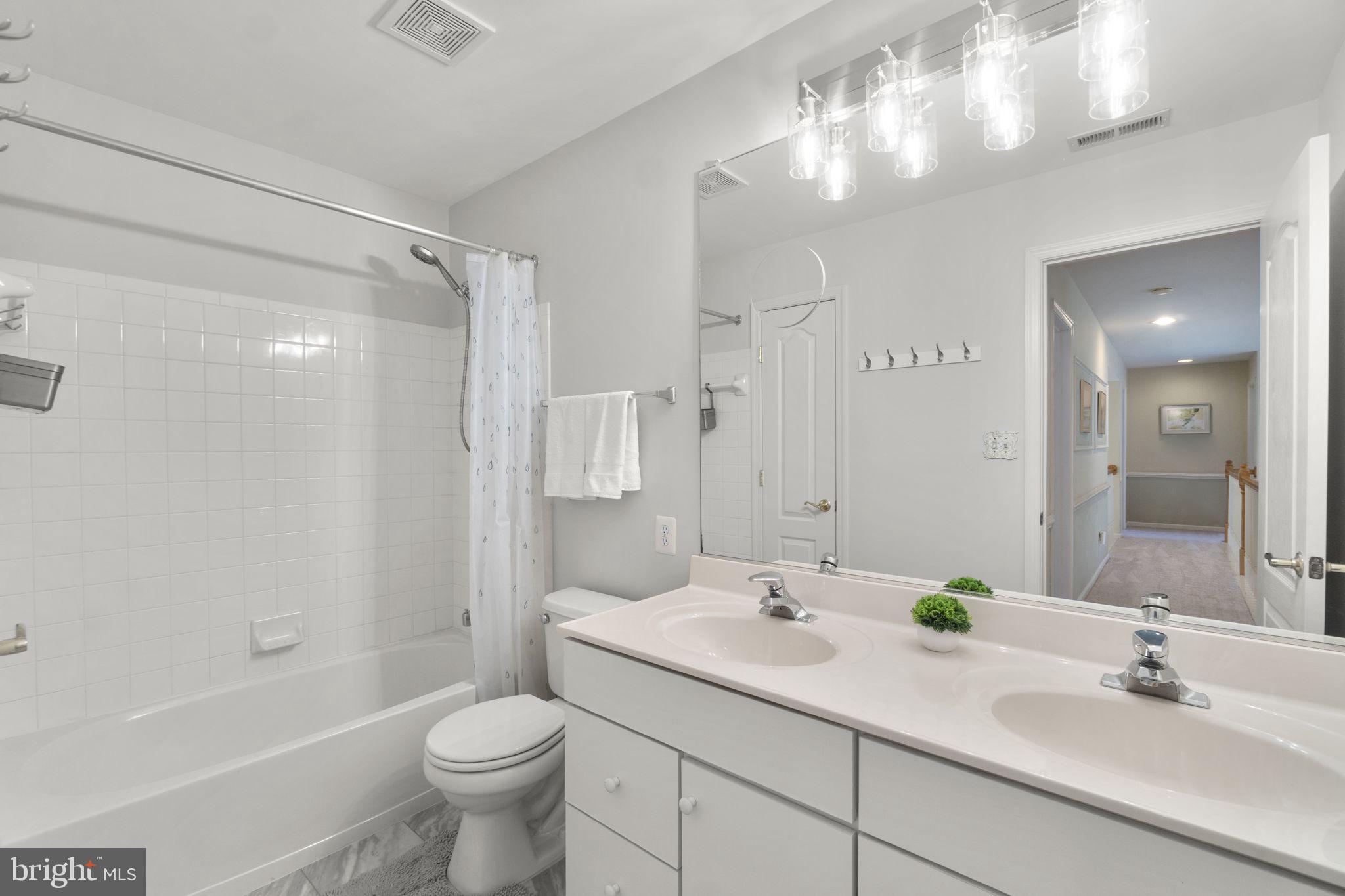CLARKS GLEN - Residential
