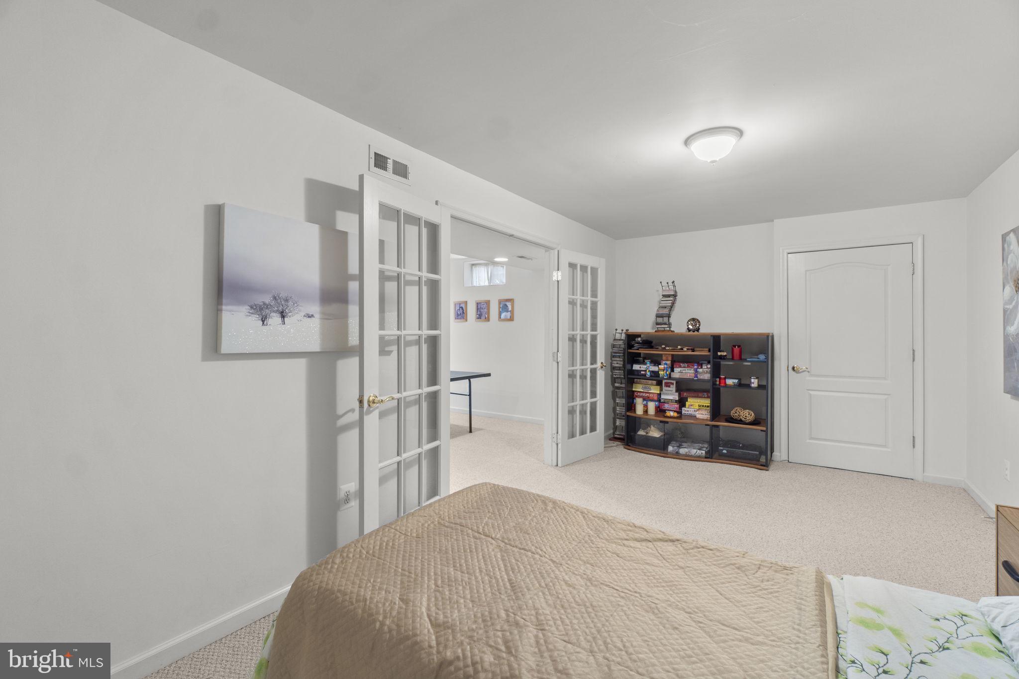 CLARKS GLEN - Residential
