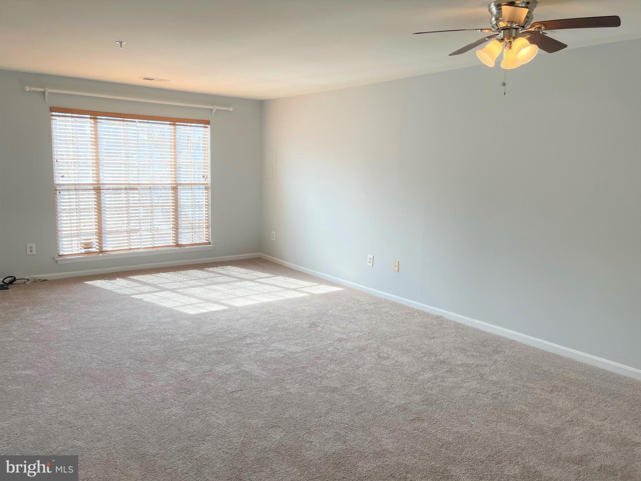 1513 DANEWOOD COURT