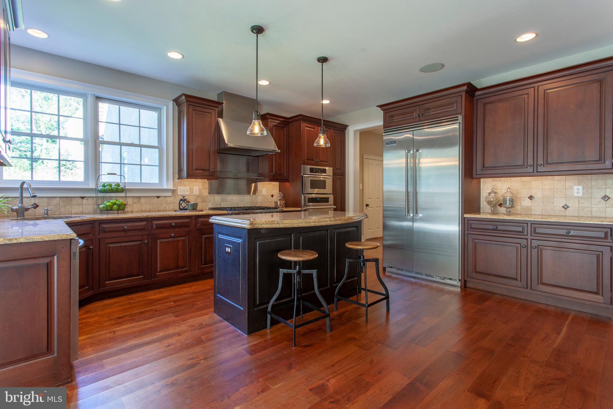 HAMANASSET AT DARLIN - Residential