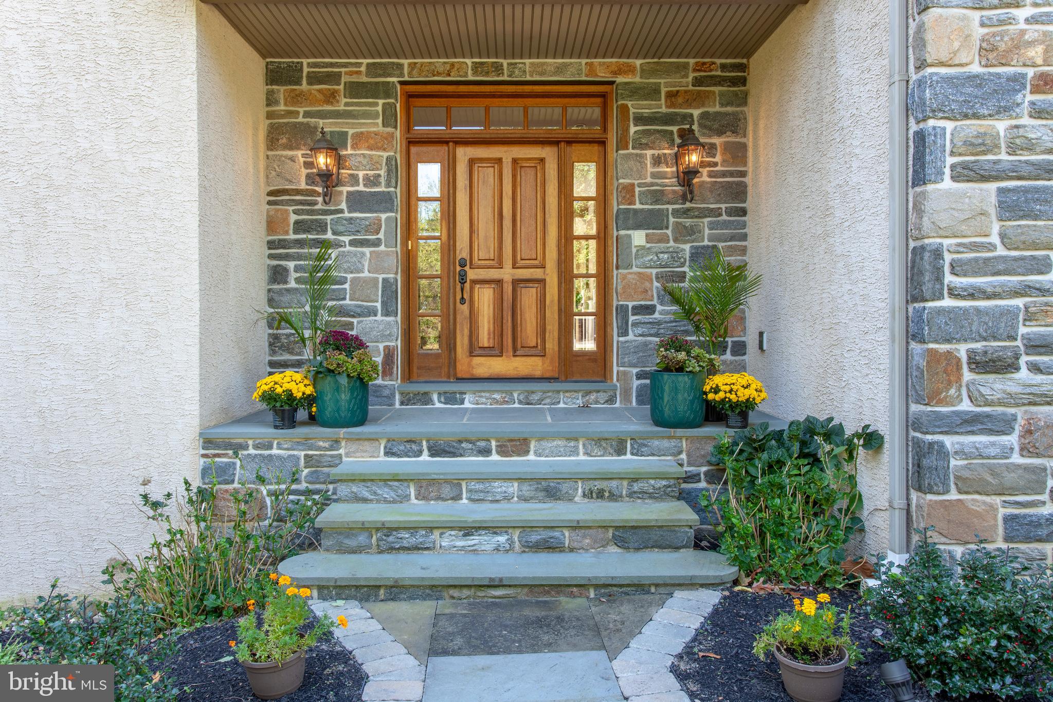 HAMANASSET AT DARLIN - Residential