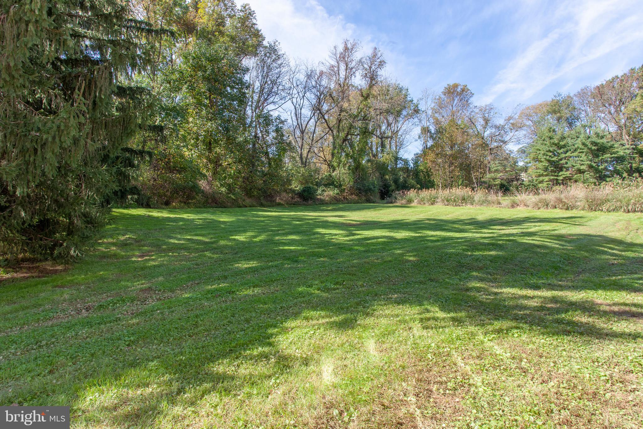 HAMANASSET AT DARLIN - Residential