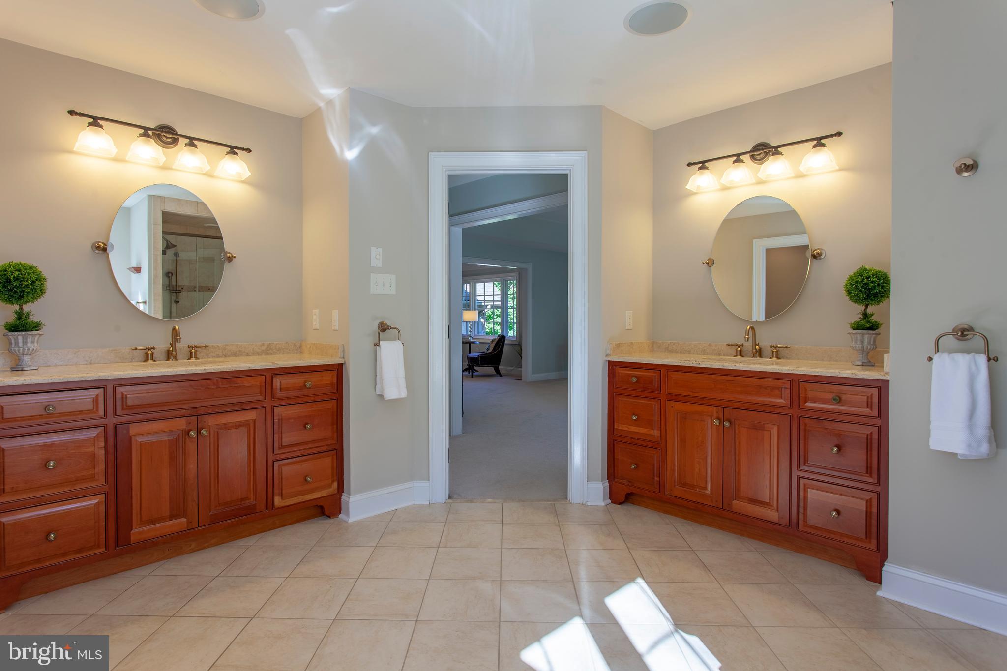 HAMANASSET AT DARLIN - Residential