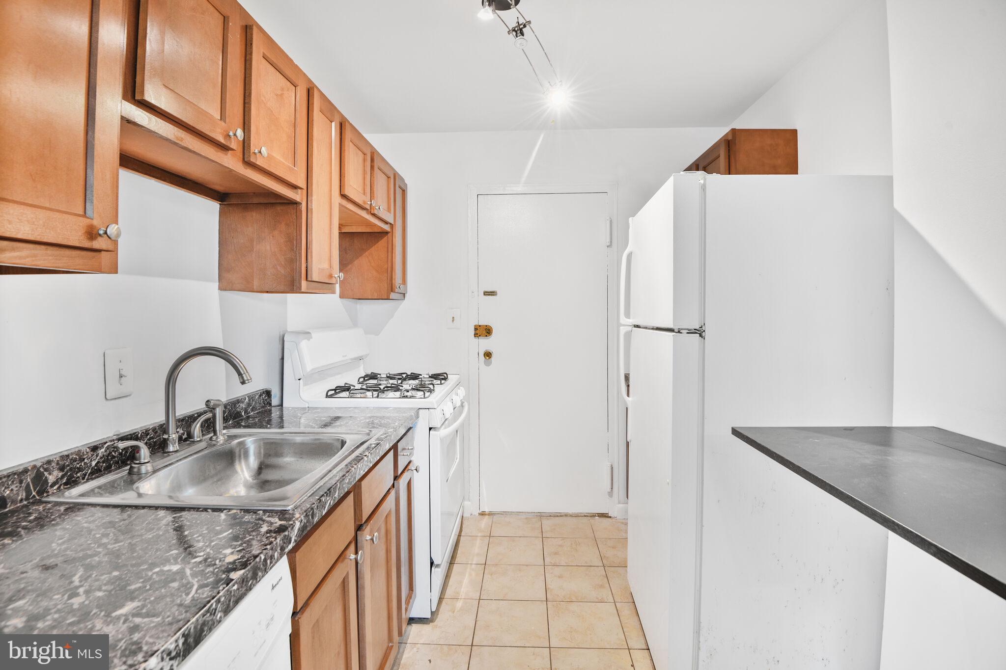 3450 TOLEDO TERRACE 202