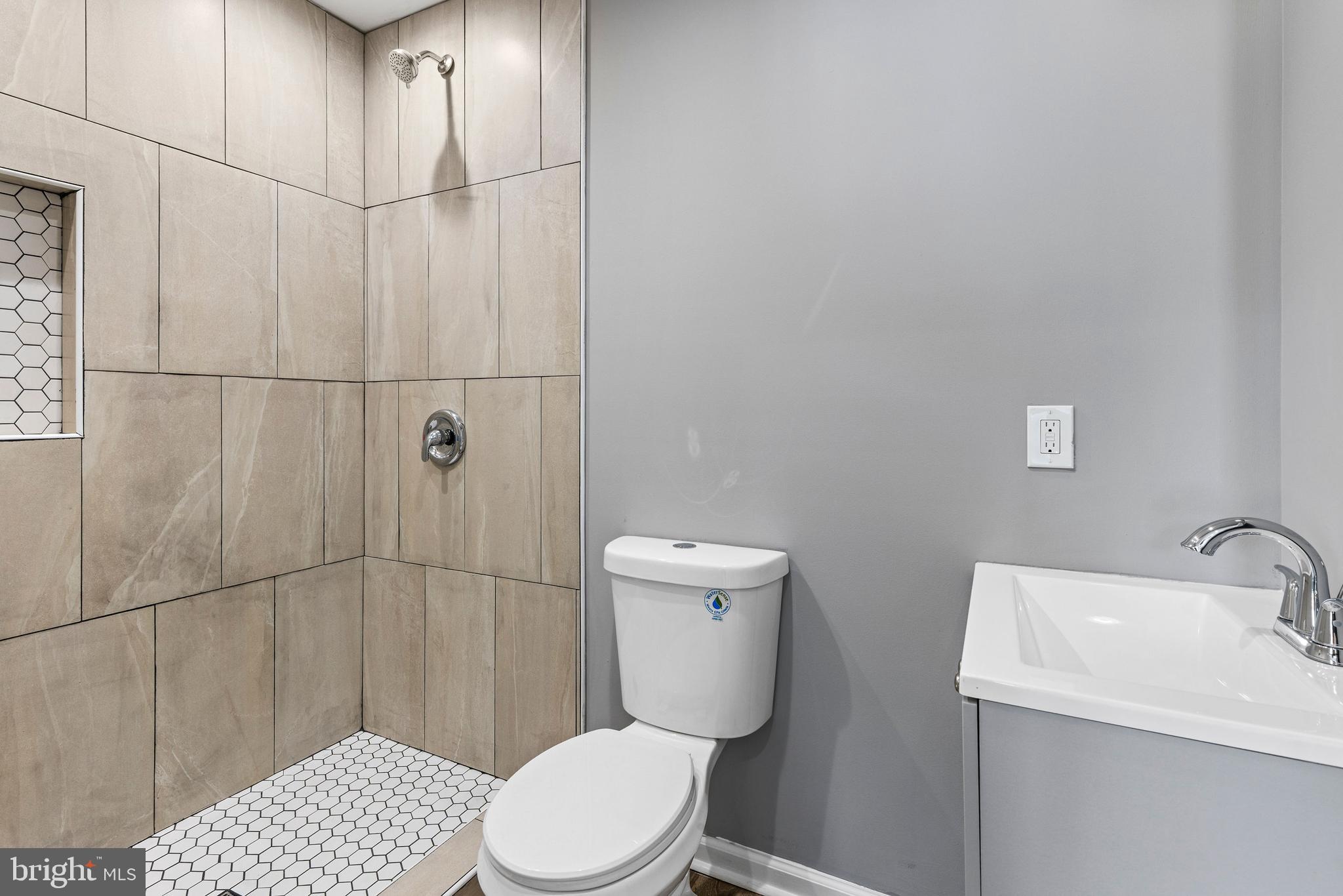 CARROLLTON RIDGE - Residential