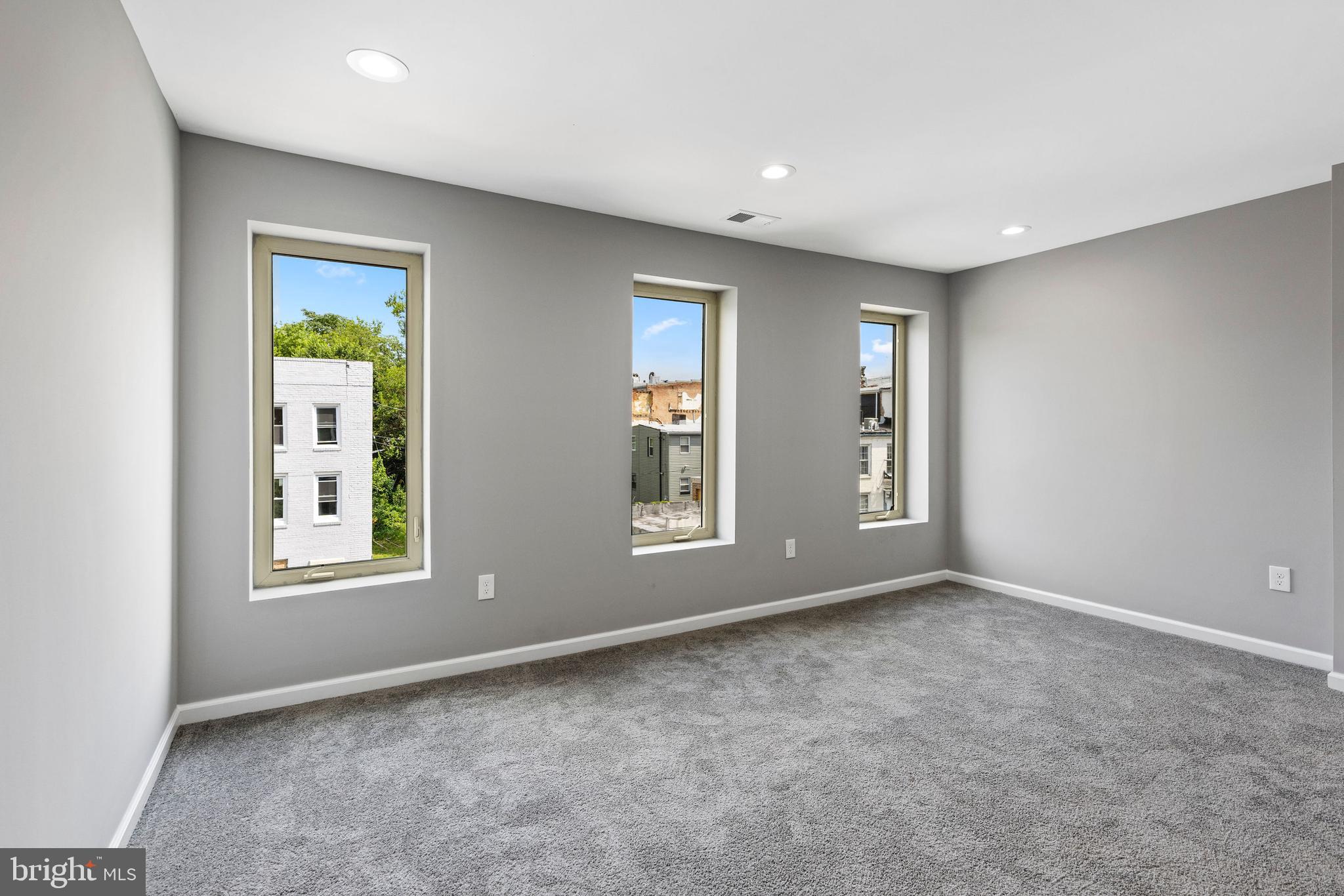 CARROLLTON RIDGE - Residential