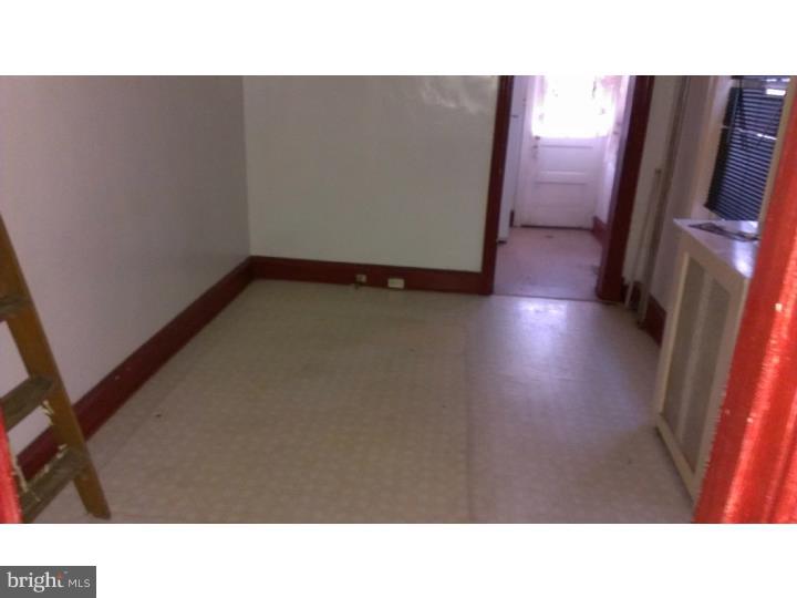 FRANKFORD - Residential Lease