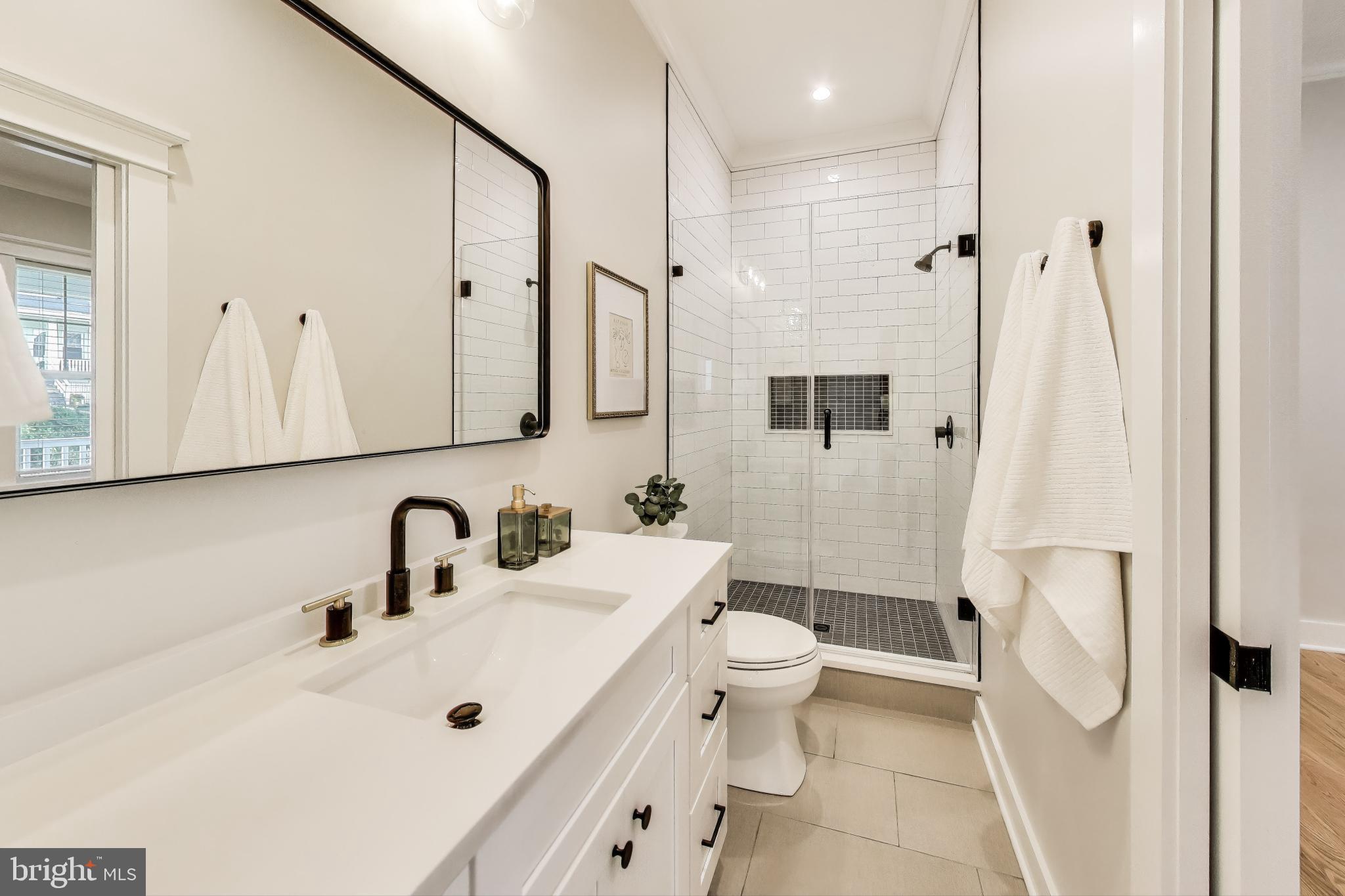 SUFFRAGE POINT - Residential