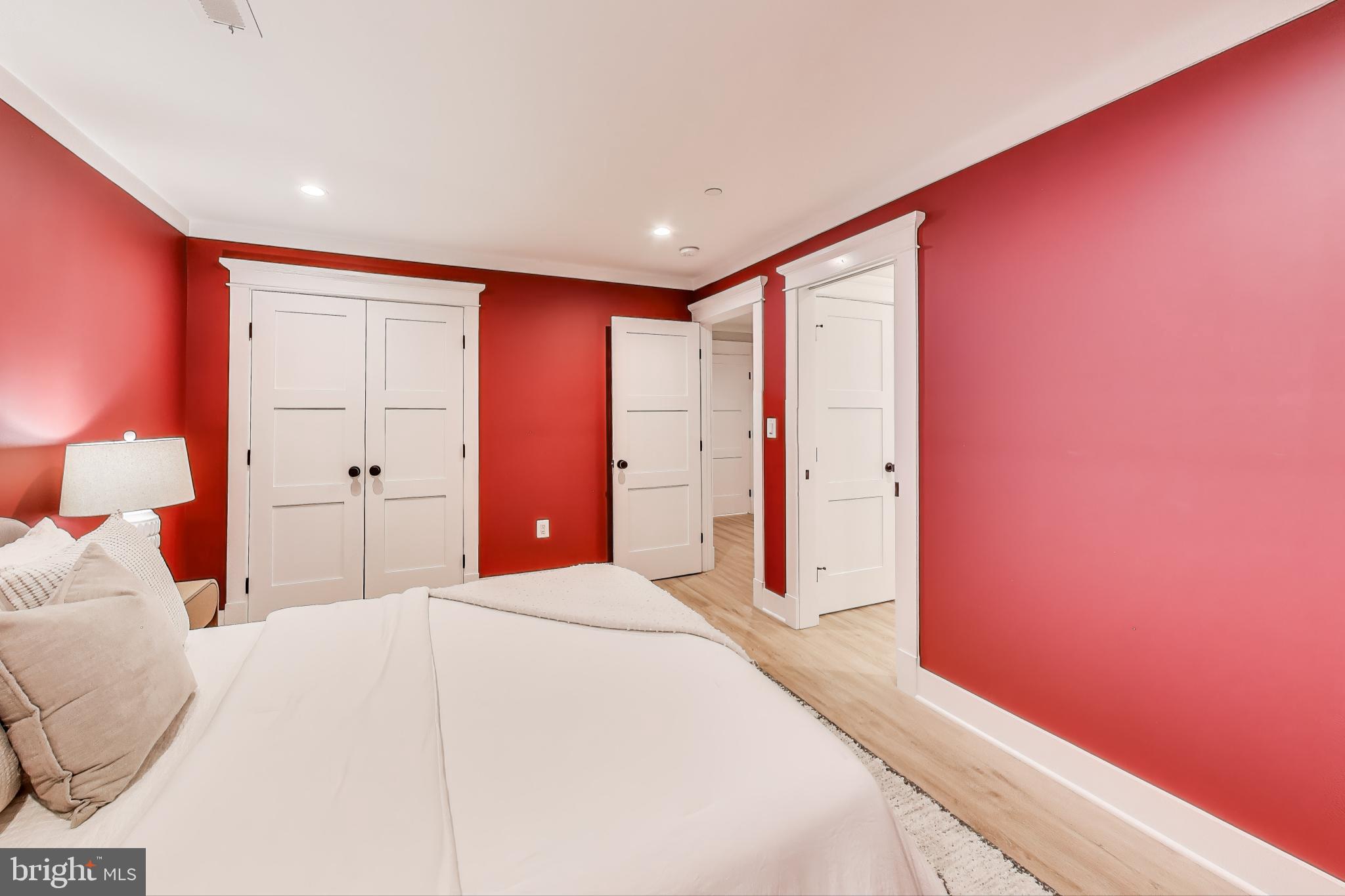 SUFFRAGE POINT - Residential