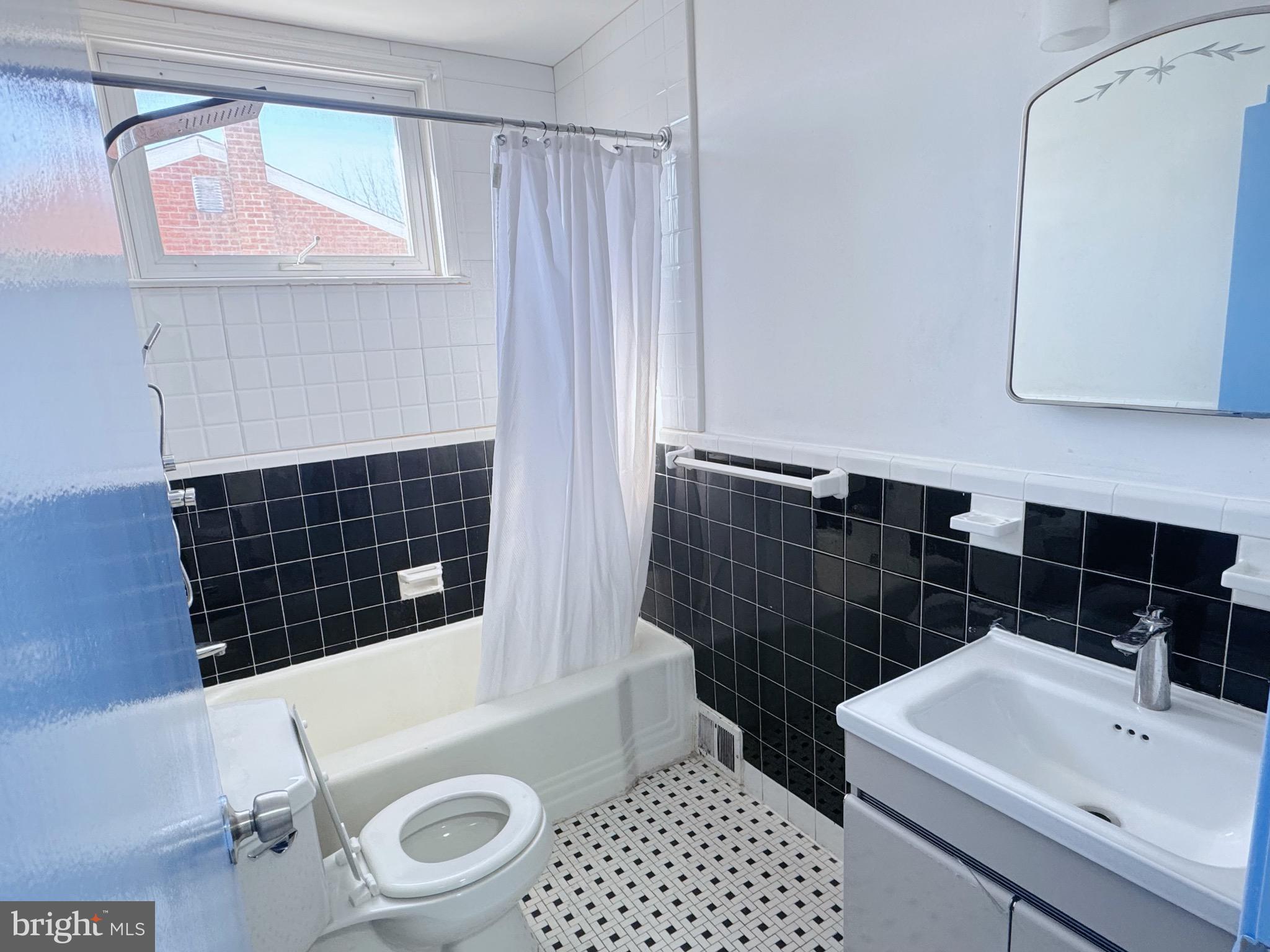 LEXINGTON PARK - Residential