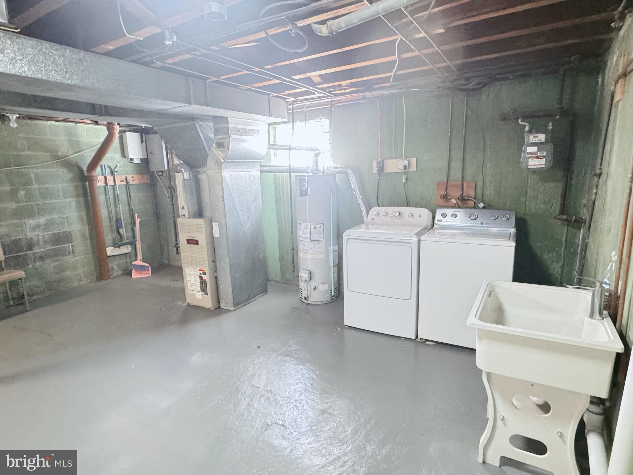 LEXINGTON PARK - Residential