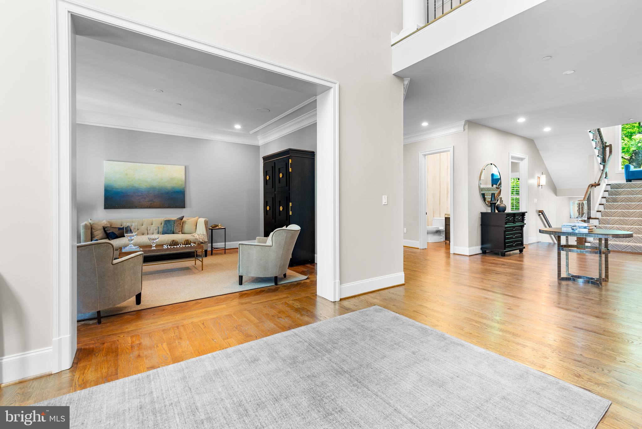 POTOMAC OUTSIDE - Residential