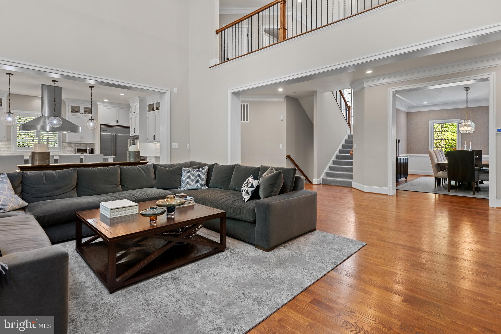 POTOMAC OUTSIDE - Residential